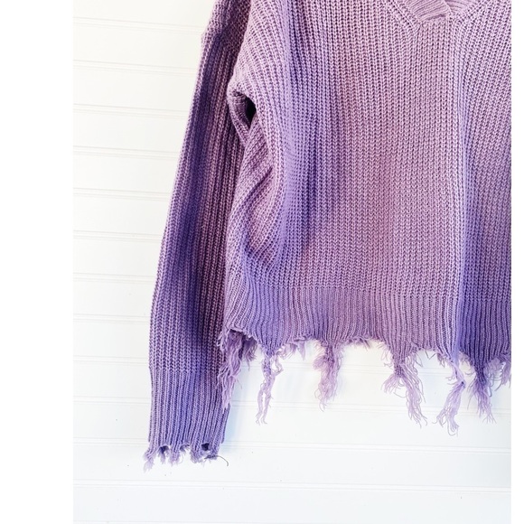Fringe knit sweater Size Large - Picture 4 of 9